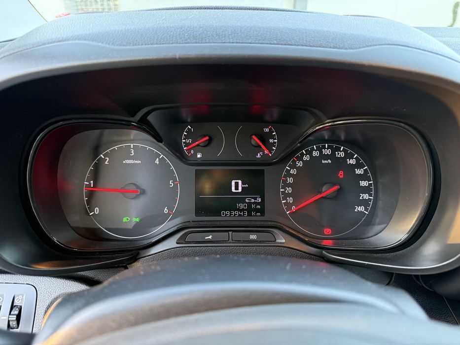 Opel Combo 1.6 cdti  100 km   VAT -1