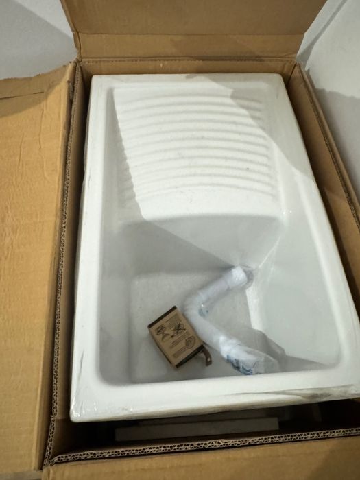 Tanque de cerâmica branco - Novo!