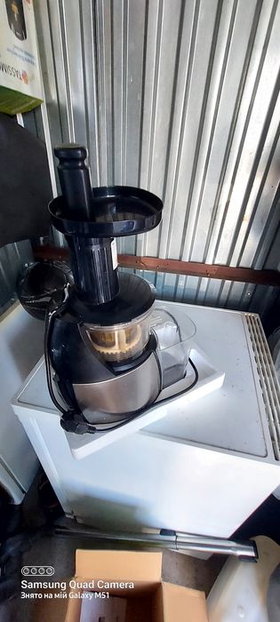 Wyciskarka wolnoobrotowa firmy Optimal Juiser S -350,