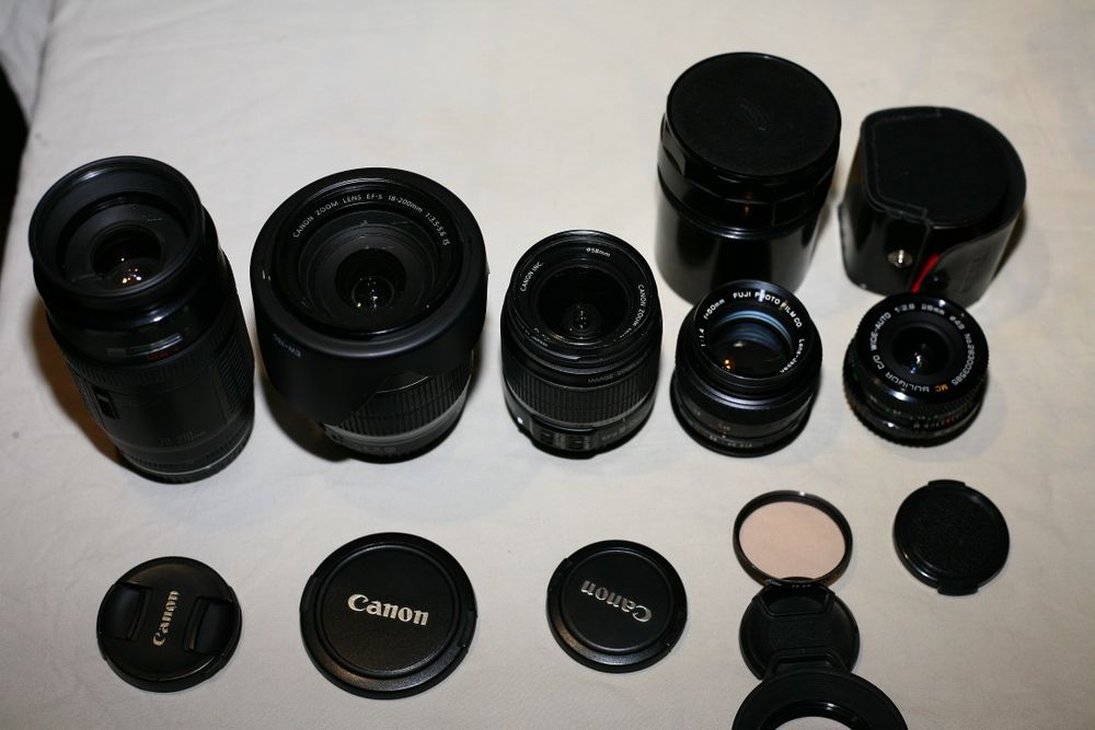 Объективы Canon , Fujinon,Soligor в отличном состоянии