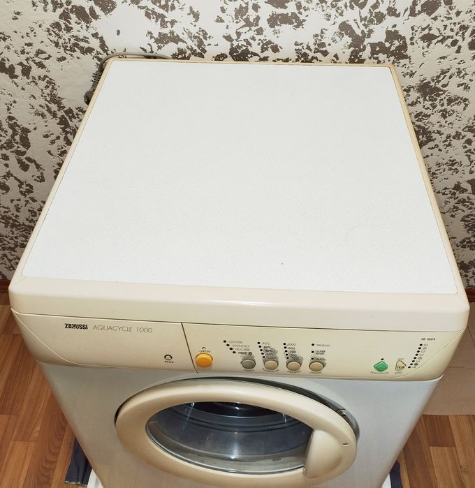 Пральна машина Zanussi Aquacycle 1000  mod. FE 1004