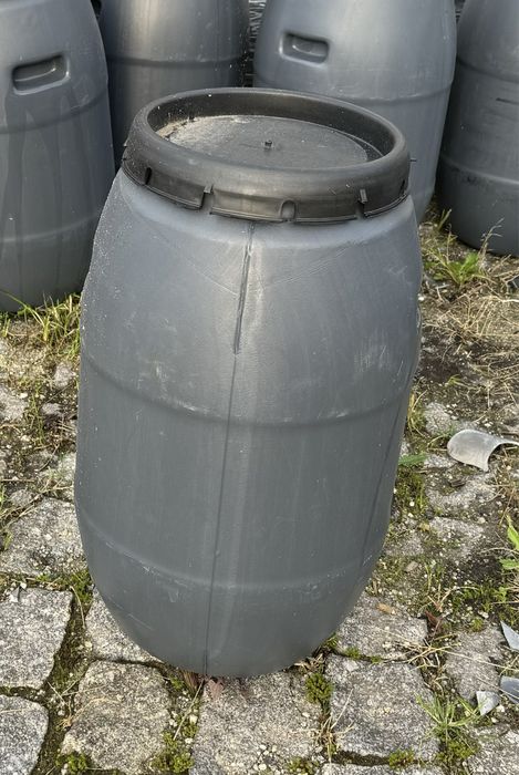 Bidões de 30 litros