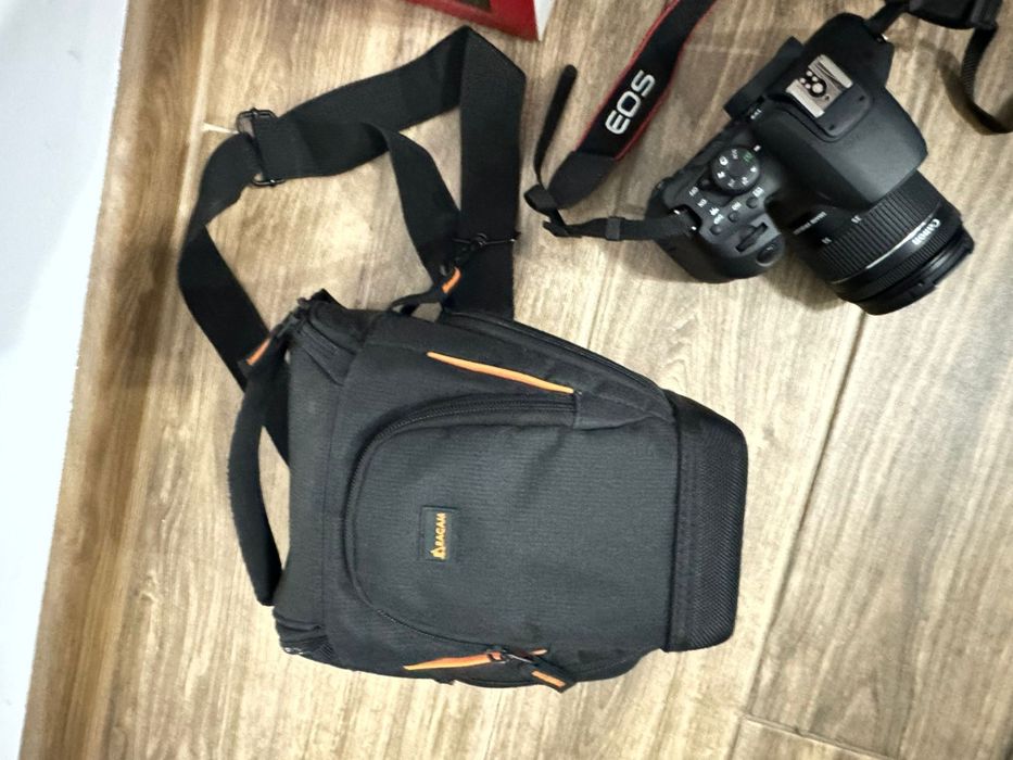 Lustrzanka Canon EOS 850D
