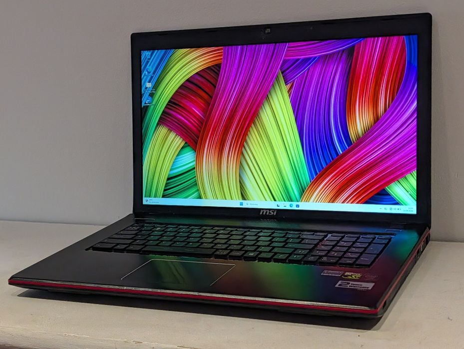 MSI 17,3 Intel i5 16GB RAM NVIDIA GTX 2GB Dysk SSD 256GB + HDD 750GB  Windows 11 Office