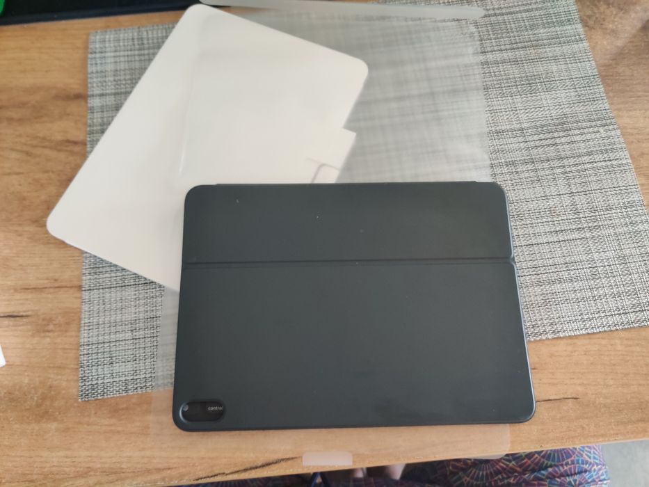 Klawiatura etui iPad 11 pro