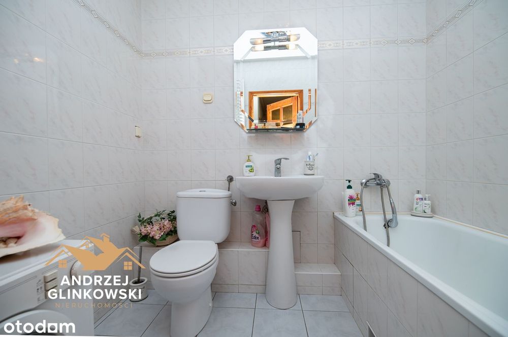 Mieszkanie Z Garażem W Bryle Budynku