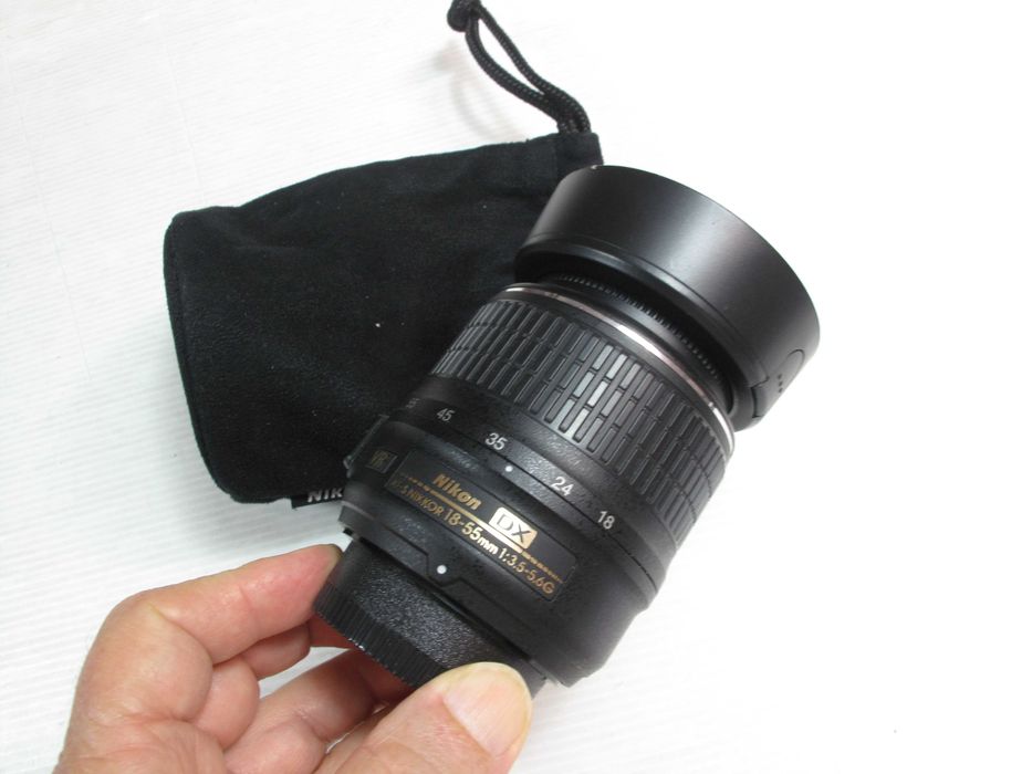 Nikon 18-55 com ou sem VR temos varios modelos ver descrição