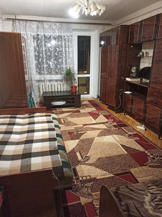 Здам однокімнатну квартиру в центрі по вулиці Лятошинського