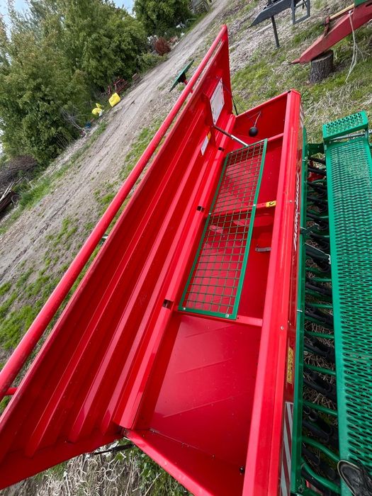 Agregat uprawowo - siewny ( siewnik )