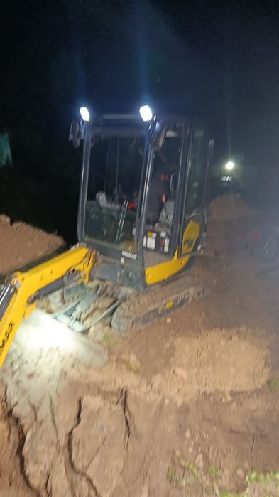 Mini koparka na wynajem, usługi minikoparką