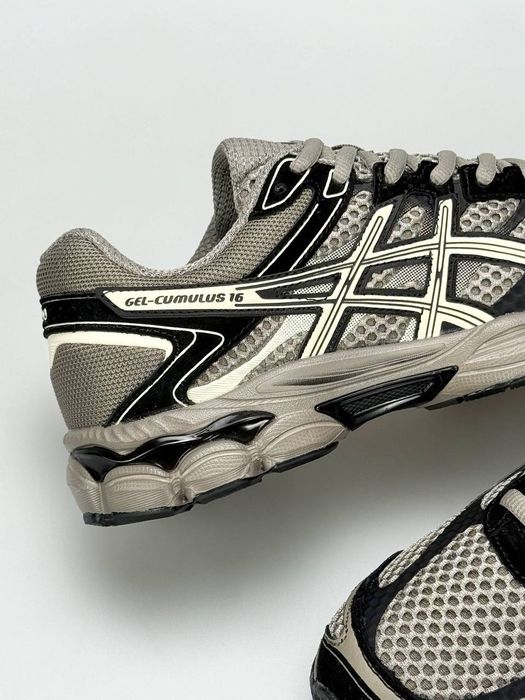 Чоловічі кросівки ASICS Gel-Cumulus 16 Taupewood