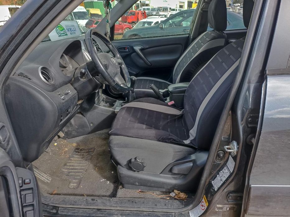 Capô Toyota Rav4