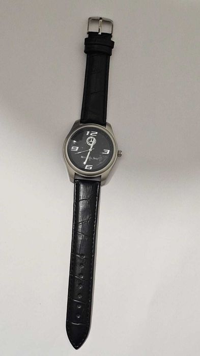 Наручний кварцовий годинник Mercedes-Benz