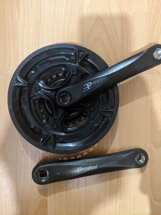 Шатуны и кассета для велосипеда