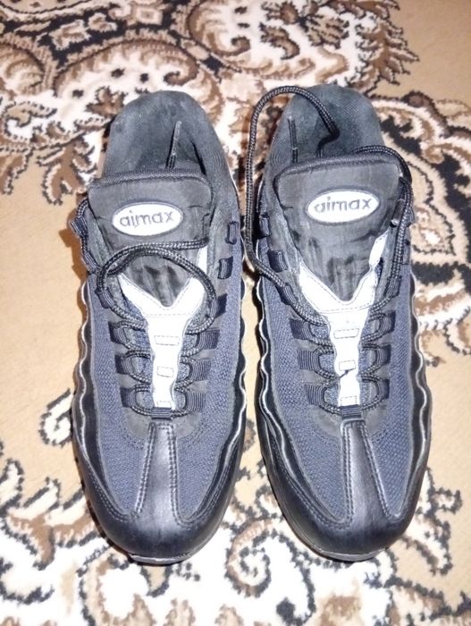 Продам кроссовки Nike air max 95