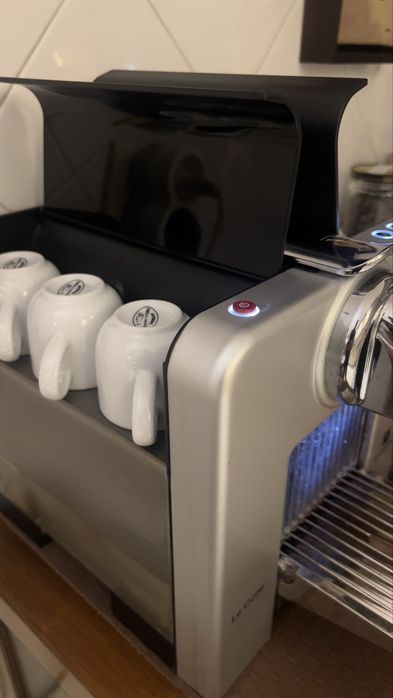 Maquina de cafe nespresso