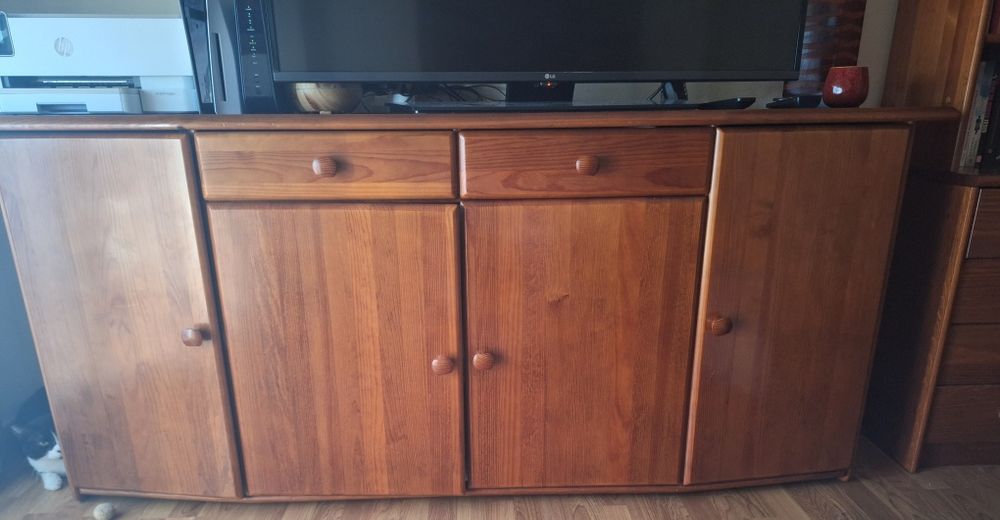 Movel de sala pinho mel Cerne