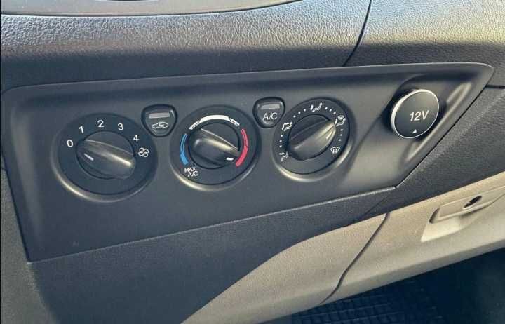 Форд Кастом Турнео