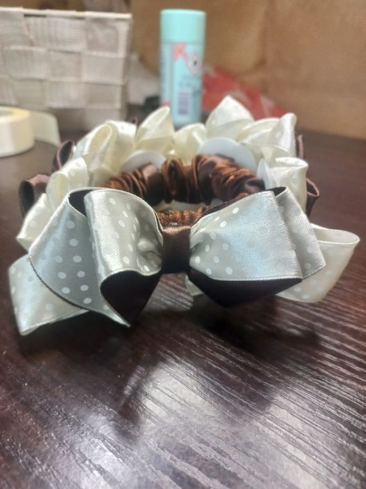 Ozdobą do koka do włosów kanzashi