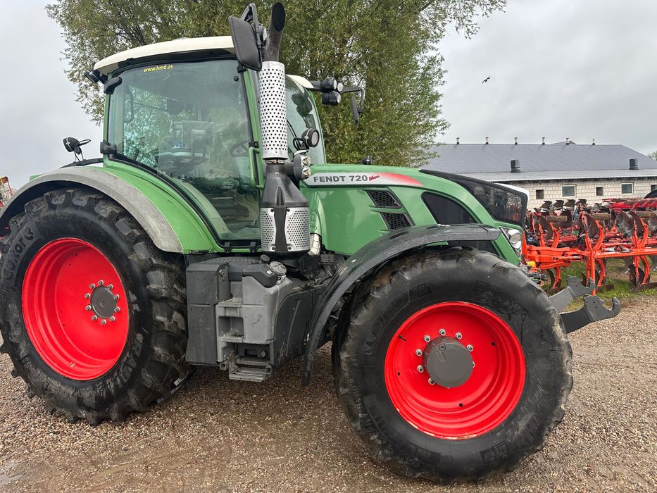 Ciagnik fendt 720 profi plus bdb stan