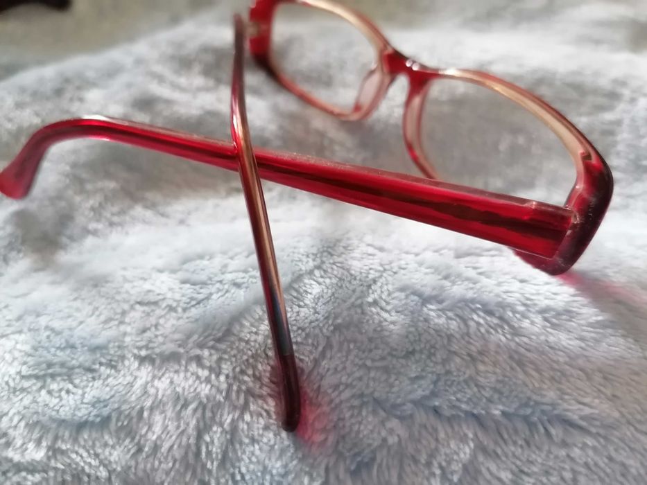 Oprawki okulary korekcyjne czerwone wąskie