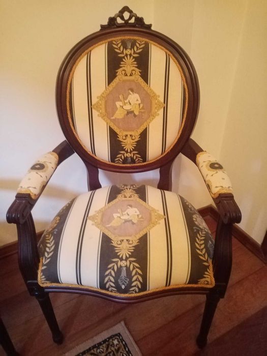 Cadeirões estilo barroco