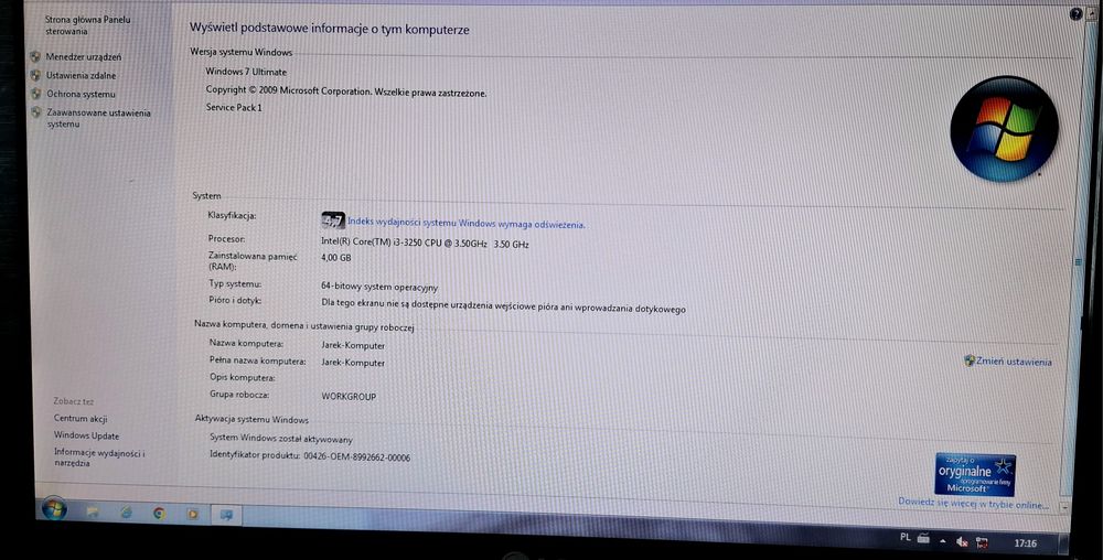 Komputer stacjonarny z monitorem LG 20 cali