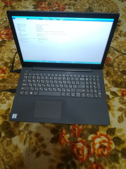 Lenovo V130-15IKB  Целый экран I3 7020u ddr4 4gb