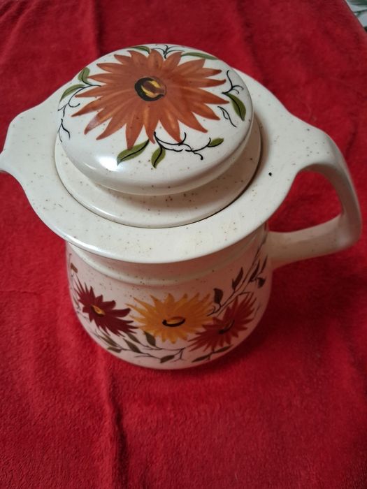 Painted Jar with Lid450371743332454401