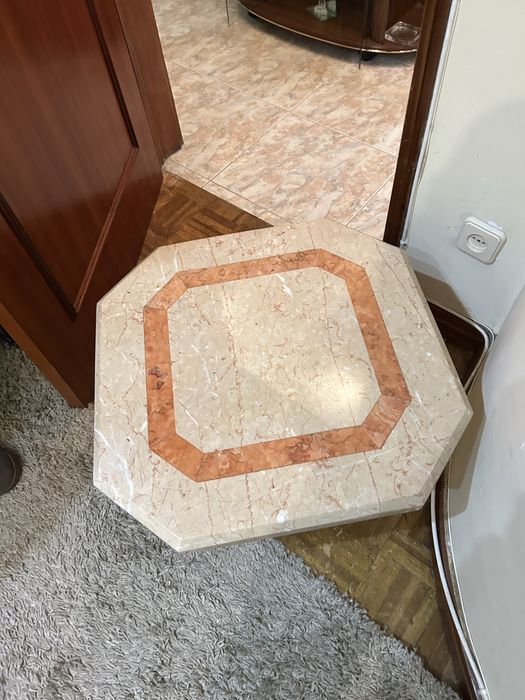 Mesa de centro em  mármore
