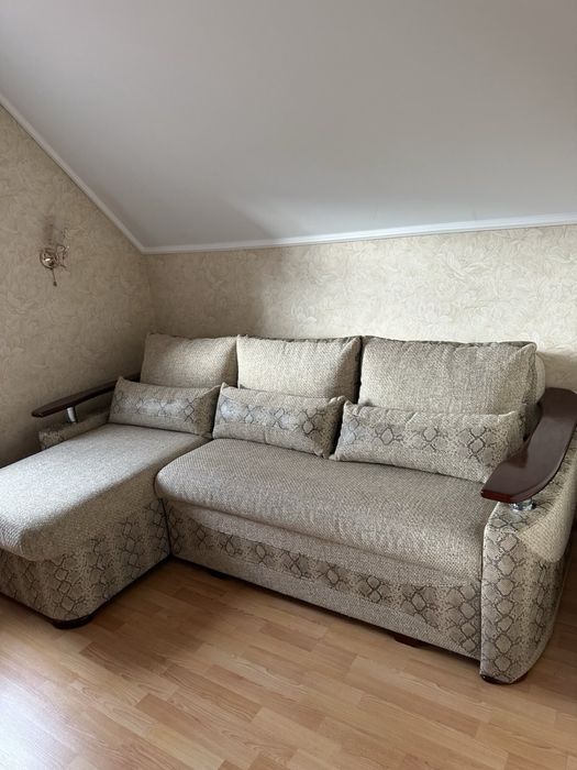 Продам диван у відмінному стані
