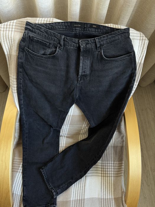 Чоловічі джинси від Massimo Dutti
