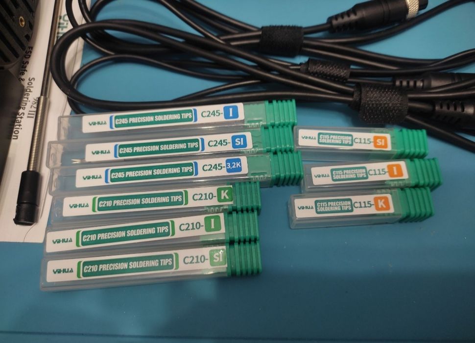 Паяльная станция Yihua 982 v3 3 ручки c245 c210 c115