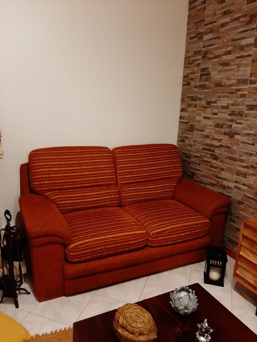 Vendo 2 Sofás Casal - pequeno e grande