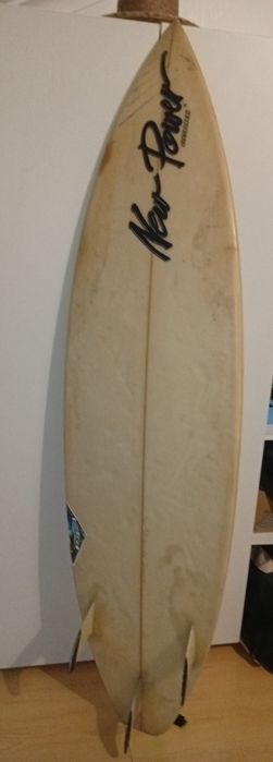 Prancha de surf 1.80,altura x 47 largura