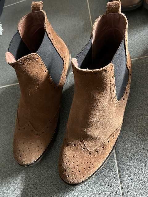 Botas em Camurça