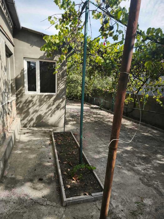 Продам газифікований будинок 100,1 кв.м зі зручностями та ділян 15сот