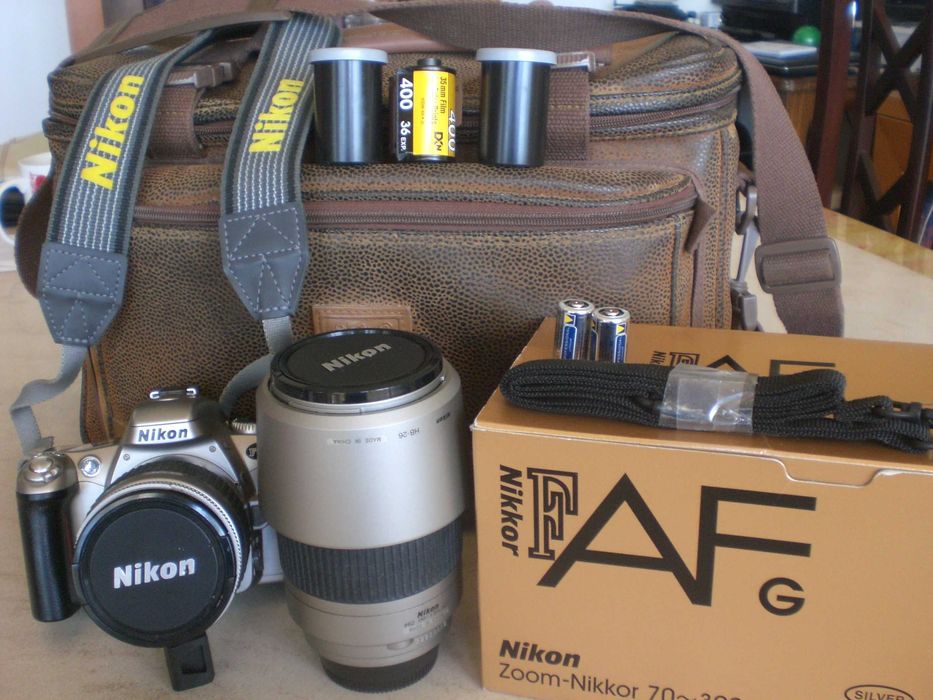 Máquina fotográfica Nikon