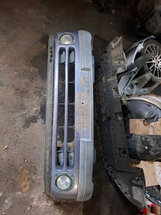 Parachoques Renault Clio