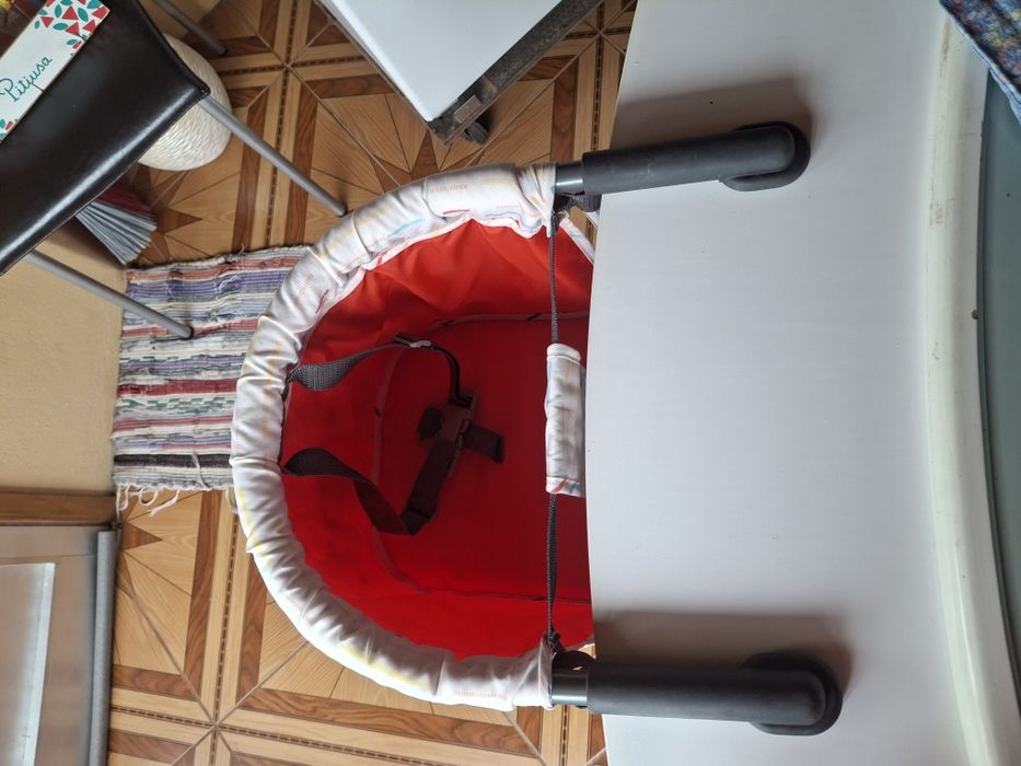 Cadeira de refeição