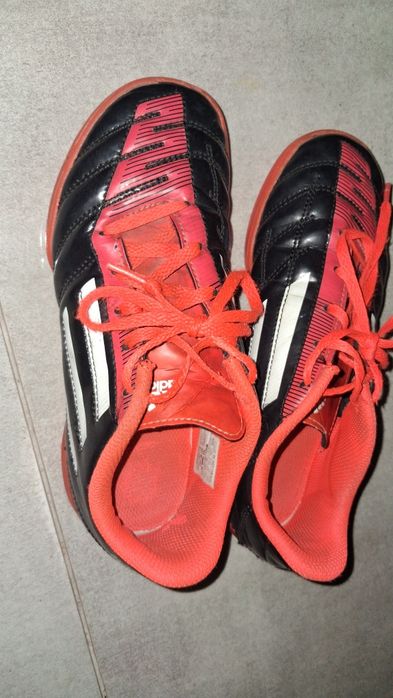 Halówki chłopięce  r 35 adidas