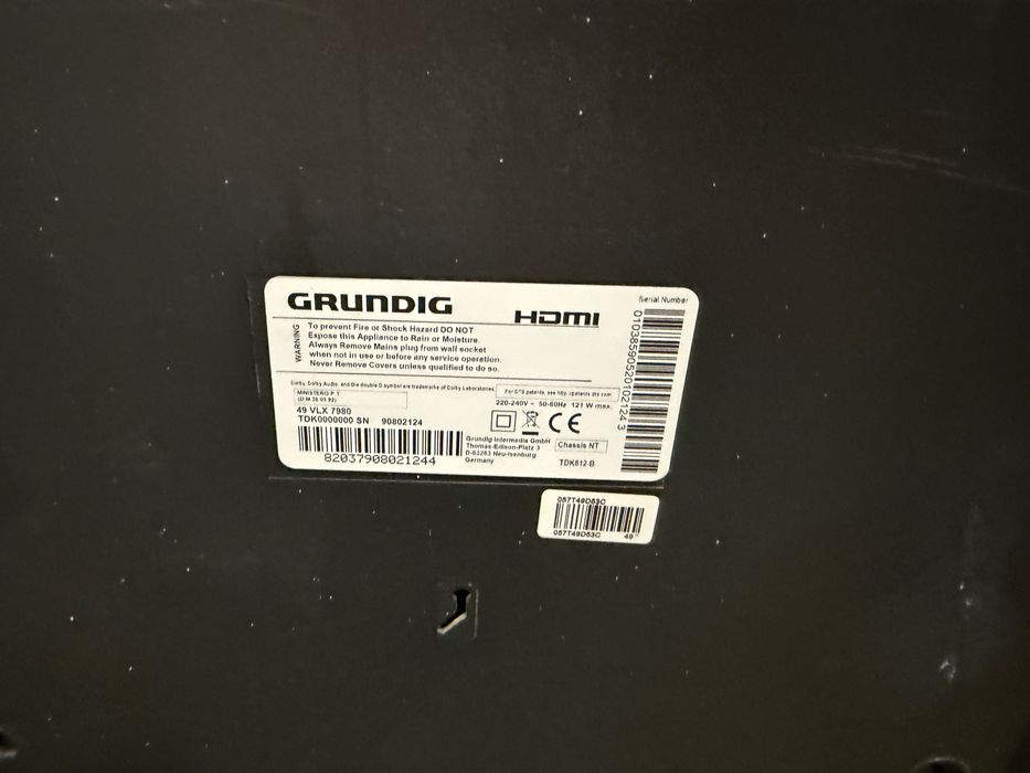 Telewizor Grundig 49cali SmartTV 49 VLX 7980, sprawny