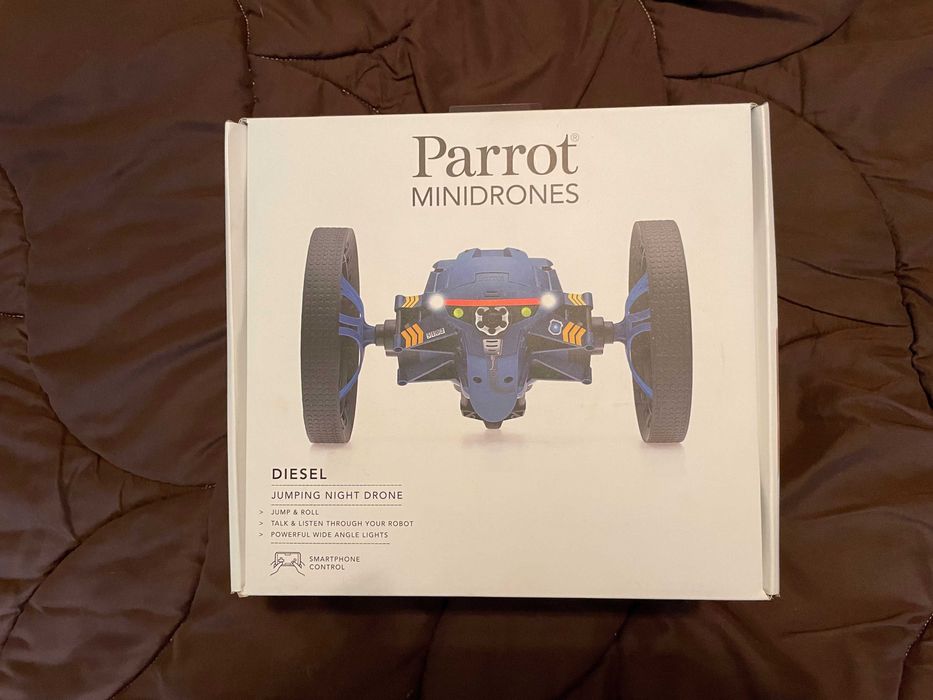 Drone Parrot Jumping Night Diesel