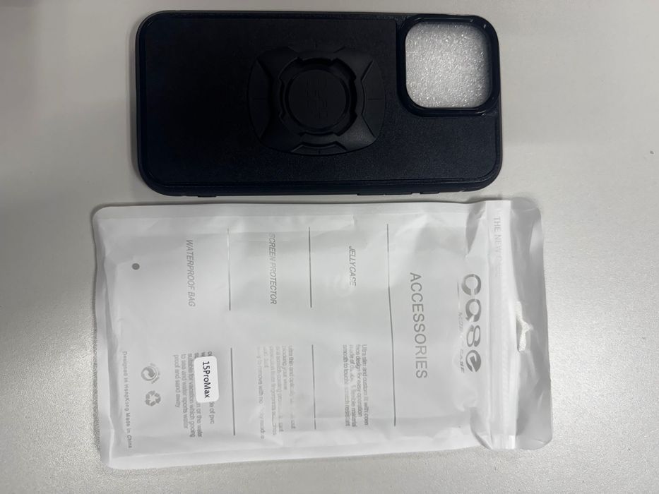 Capa quad lock iPhone 15 pro max