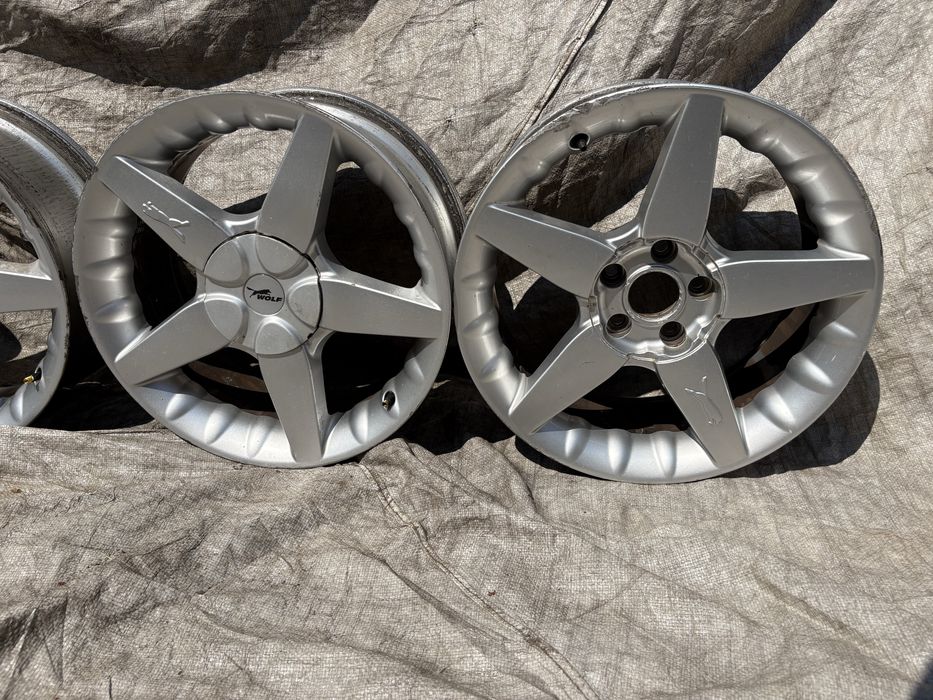 Felgi ford Wolf Concept 17’ 5x108 7,5J ET 38 Intra 75W171