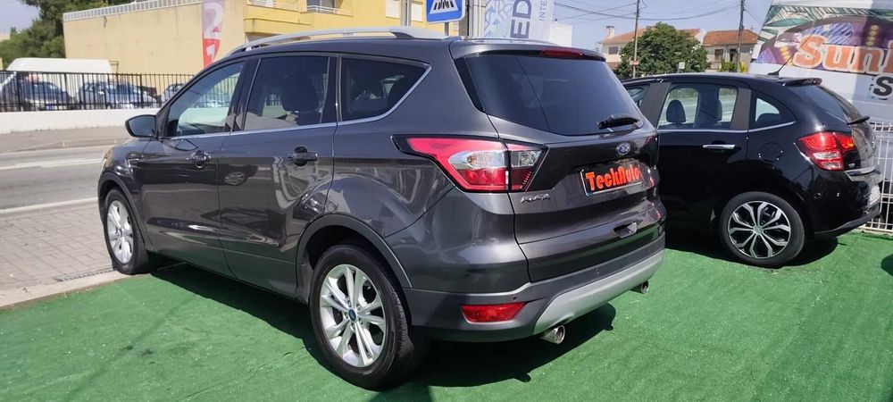 Ford Kuga 1.5 TDCi EcoBlue Titanium
