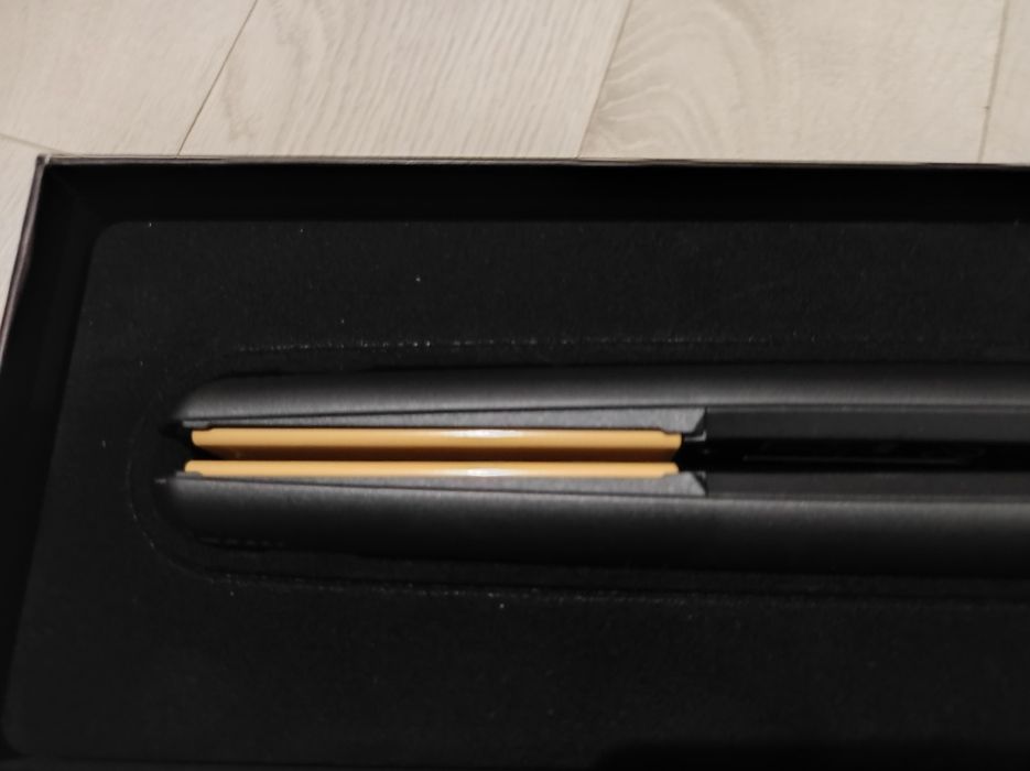 Nowa prostownica do włosów ghd IV Styler Collection czarna na prezent