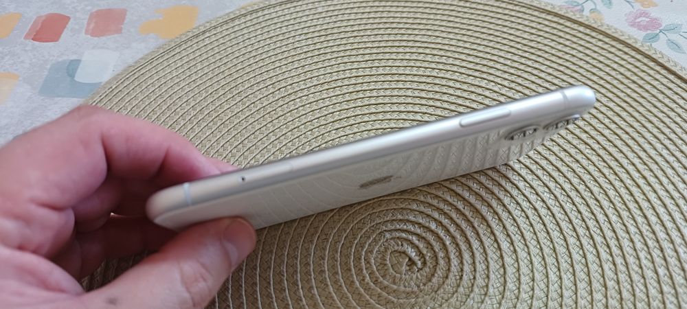 Iphone 11 branco 64gb