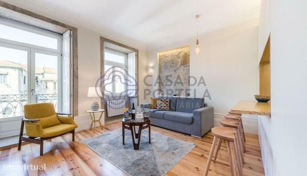Apartamento T1 mobilado no coração da baixa portuense a metros da Sé
