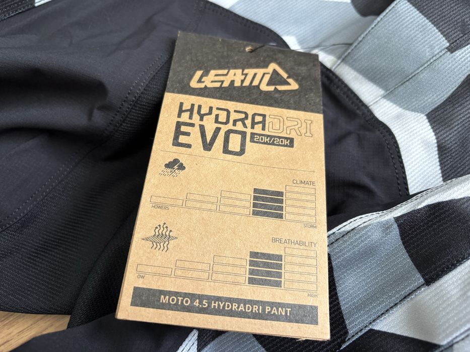Nowe spodnie Leatt 4.5 Forge HydraDri
